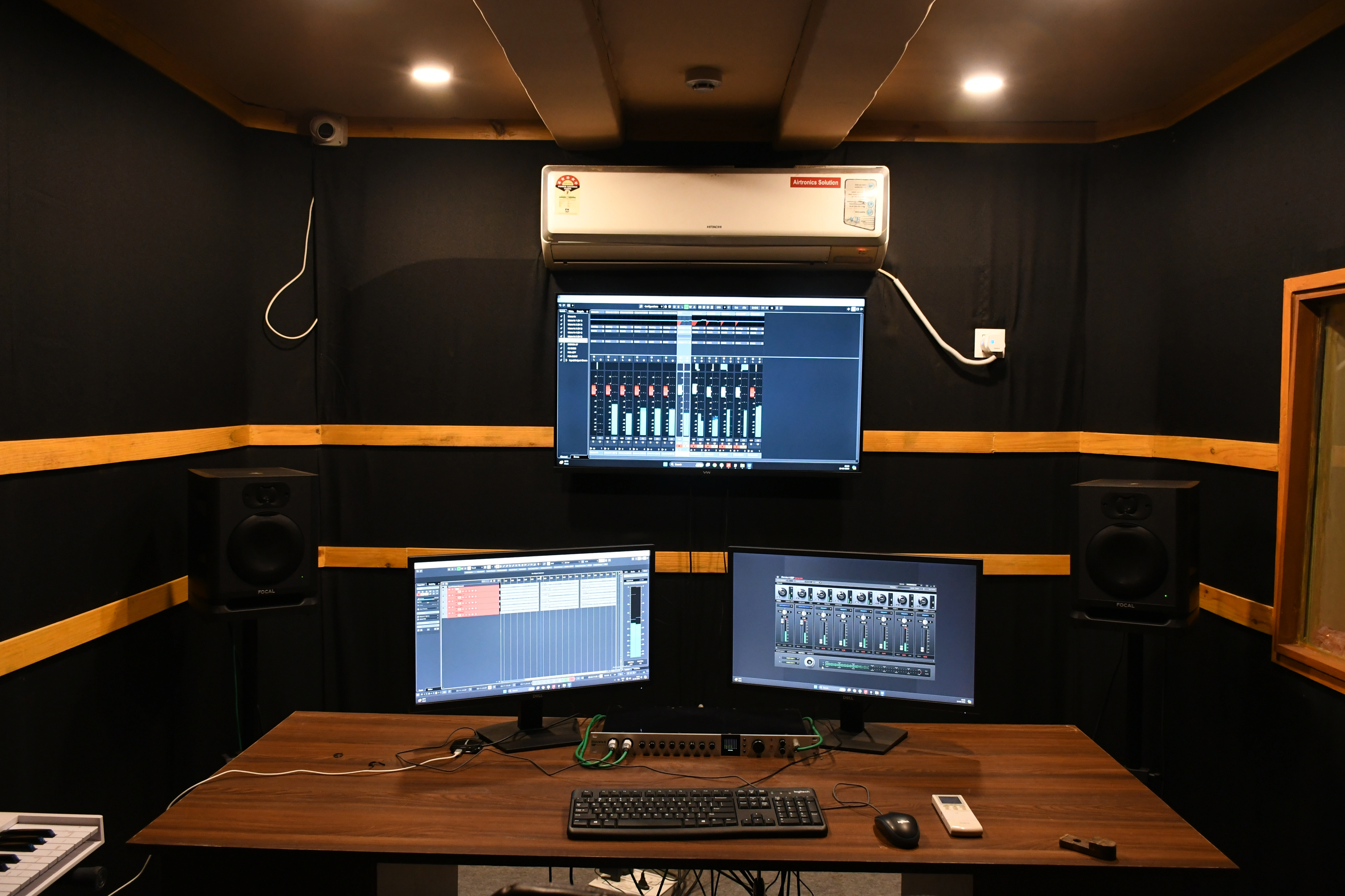 Doremi Fusion music studio in Kolkata